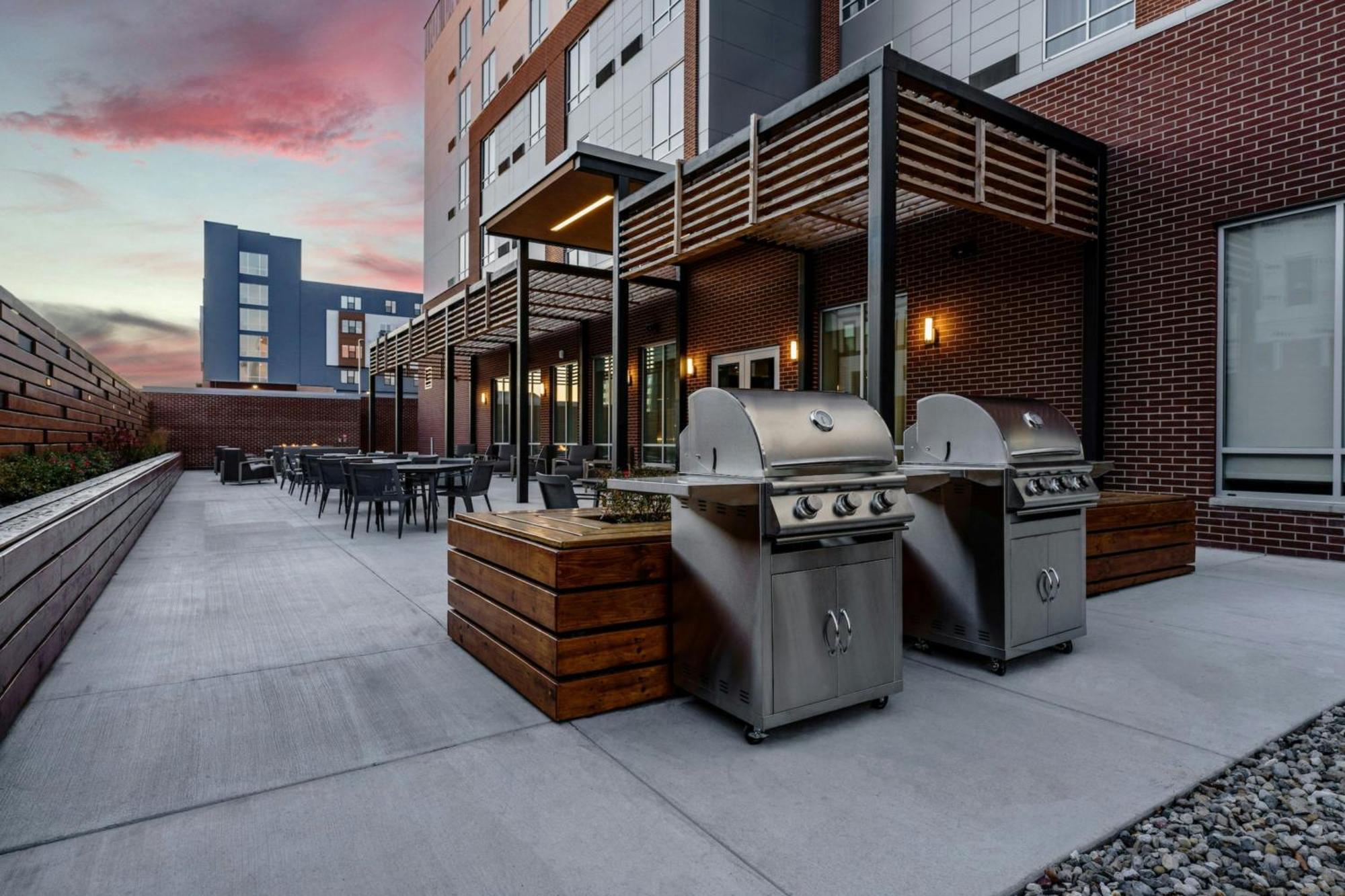 Courtyard By Marriott Indianapolis Фишърс Екстериор снимка