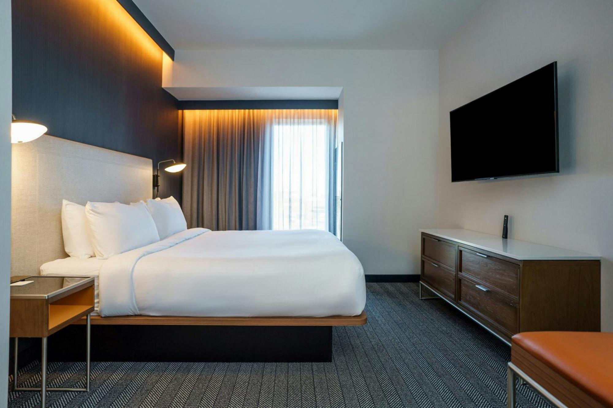 Courtyard By Marriott Indianapolis Фишърс Екстериор снимка